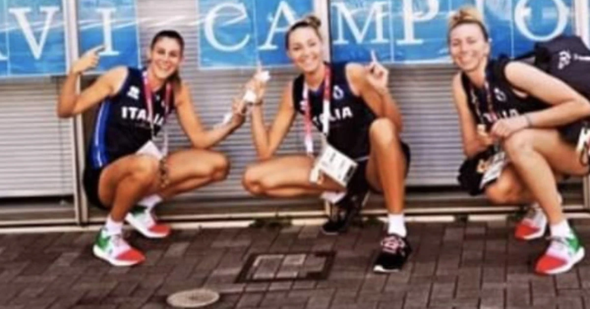 Tokyo 2020, i giapponesi sfottono le pallavoliste azzurre? "Brave, avete battuto il tacchino". Figuraccia in mondovisione