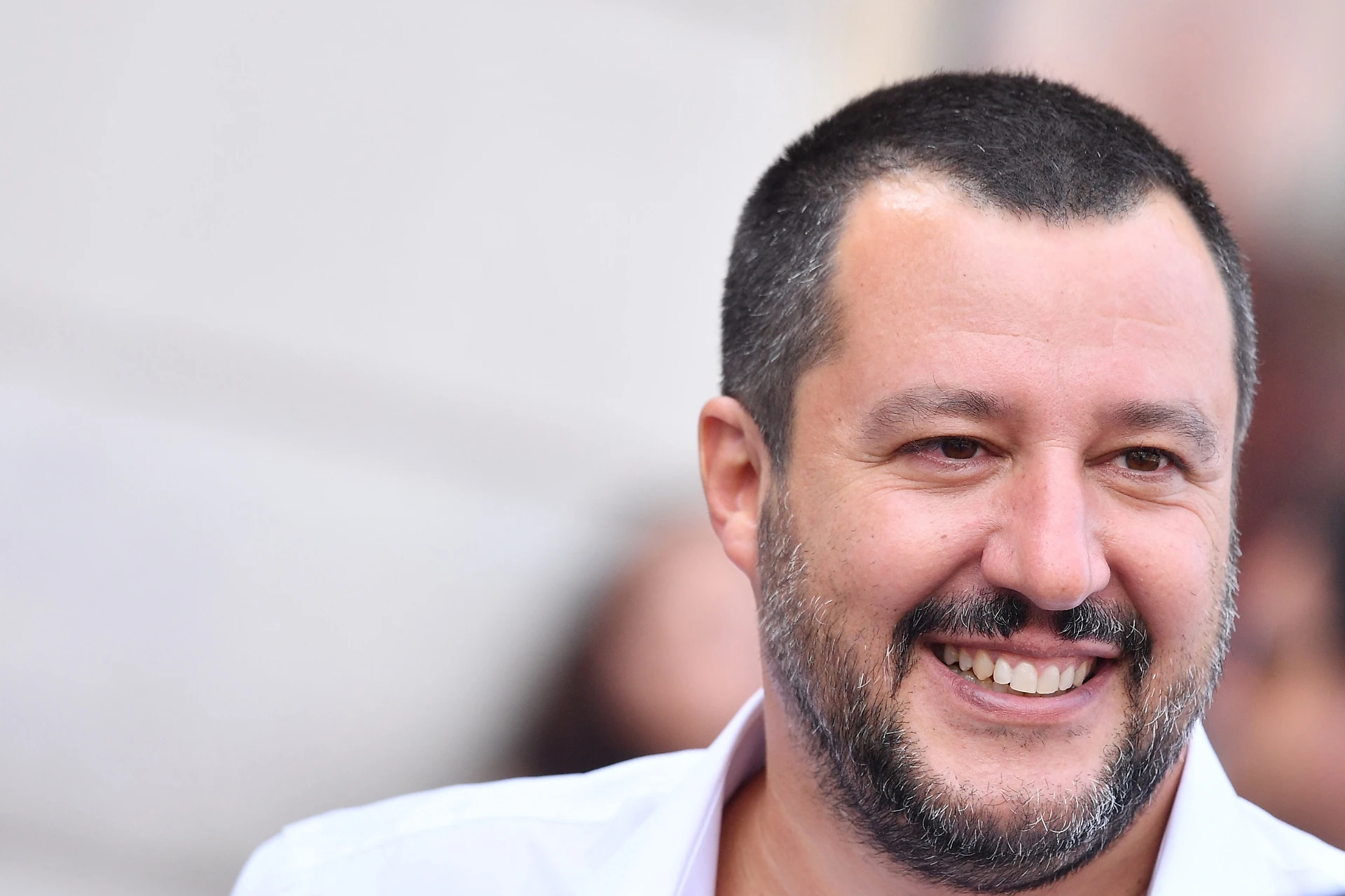 Prova del cuoco, Matteo Salvini si presenta in casa Rai per assistere al debutto di Elisa Isoardi