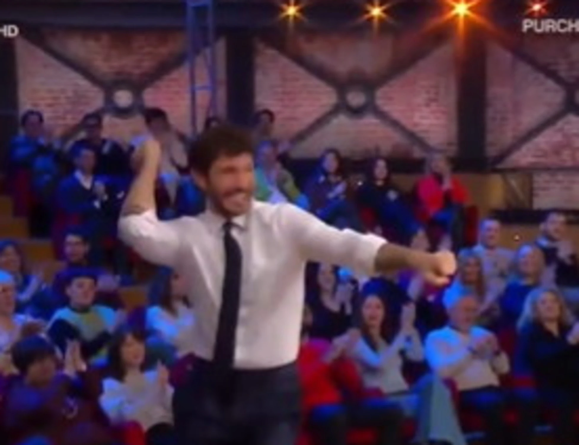 Affati tuoi, raptus De Martino: colpisce Herbert Ballerina