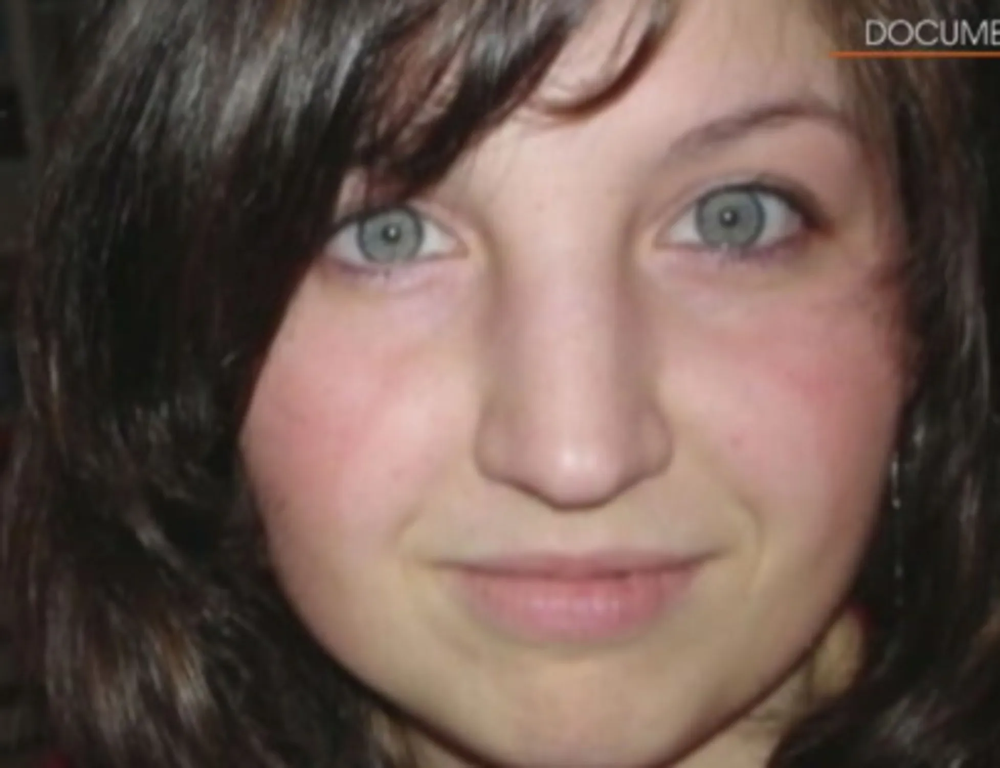 Perché aveva le palpebre tagliate: Chiara Poggi, messaggio-choc