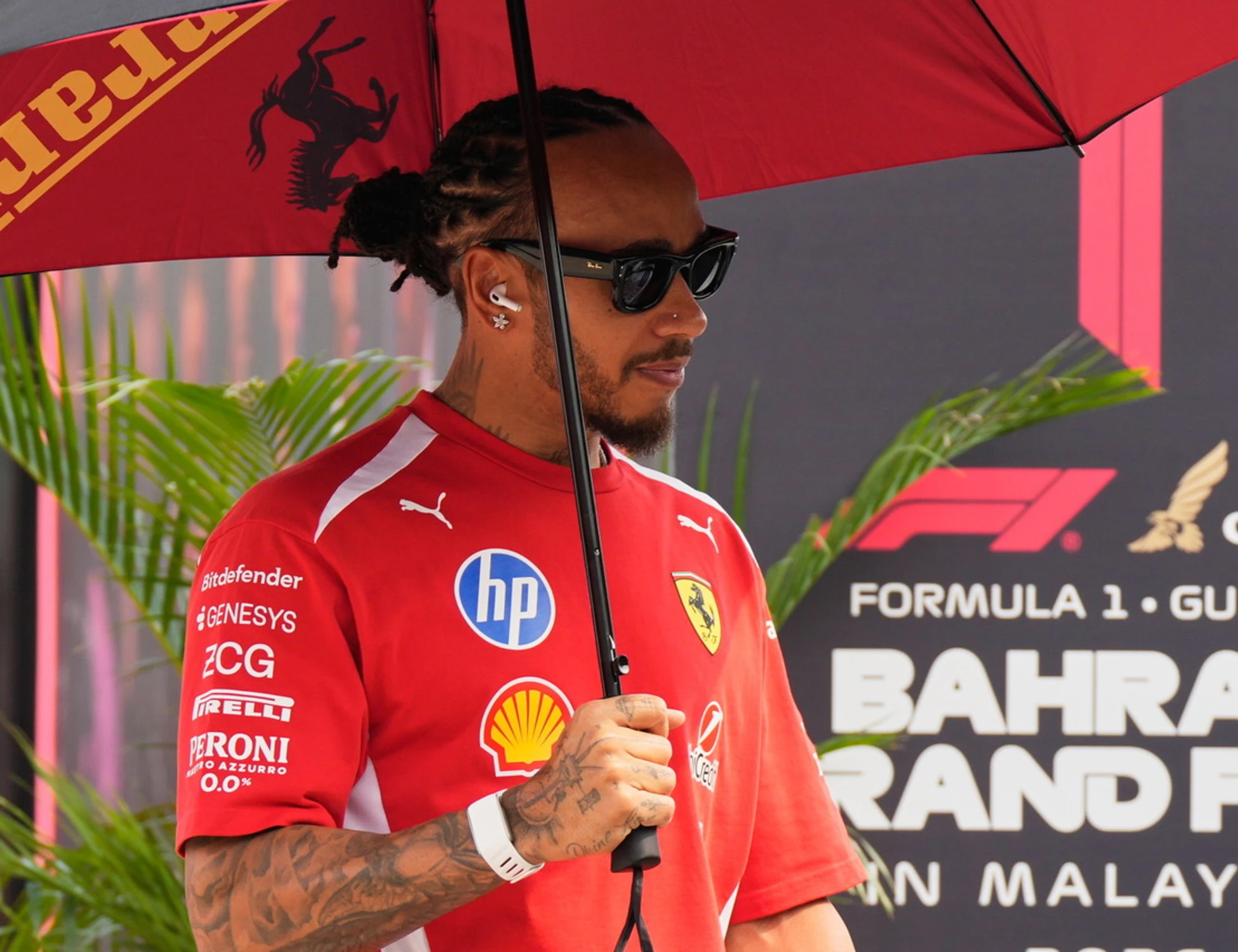 Hamilton, la chiamata radio che ha salvato la Ferrari: "Non andrò al casinò"
