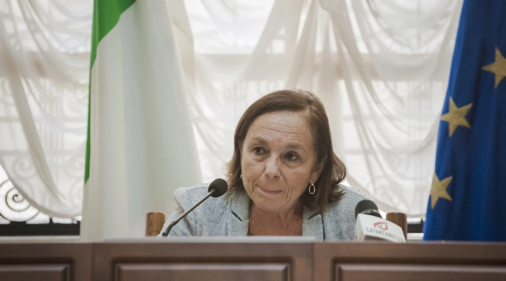 Giorgia Meloni, siluro contro Luciana Lamorgese: "Spettacolo vergognoso", il video nel mirino