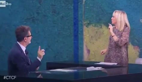 Giorgia Meloni derisa da Luciana Littizzetto: "Sono una donna, sono una madre, sono...". E Fazio balla
