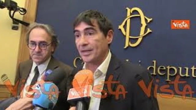 Fratoianni (Avs): "Serve adeguamento automatico degli stipendi al costo della vita"