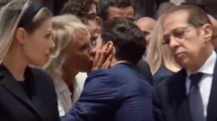 Maria De Filippi, quel gesto per Pier Silvio in Duomo: l'Italia in lacrime