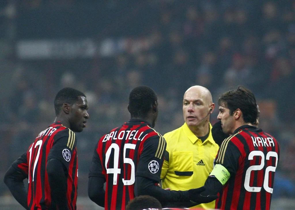 Champions, Milan Ajax o-o, rossoneri qualificati; Napoli-Arsenal 2-0, fuori gli azzurri