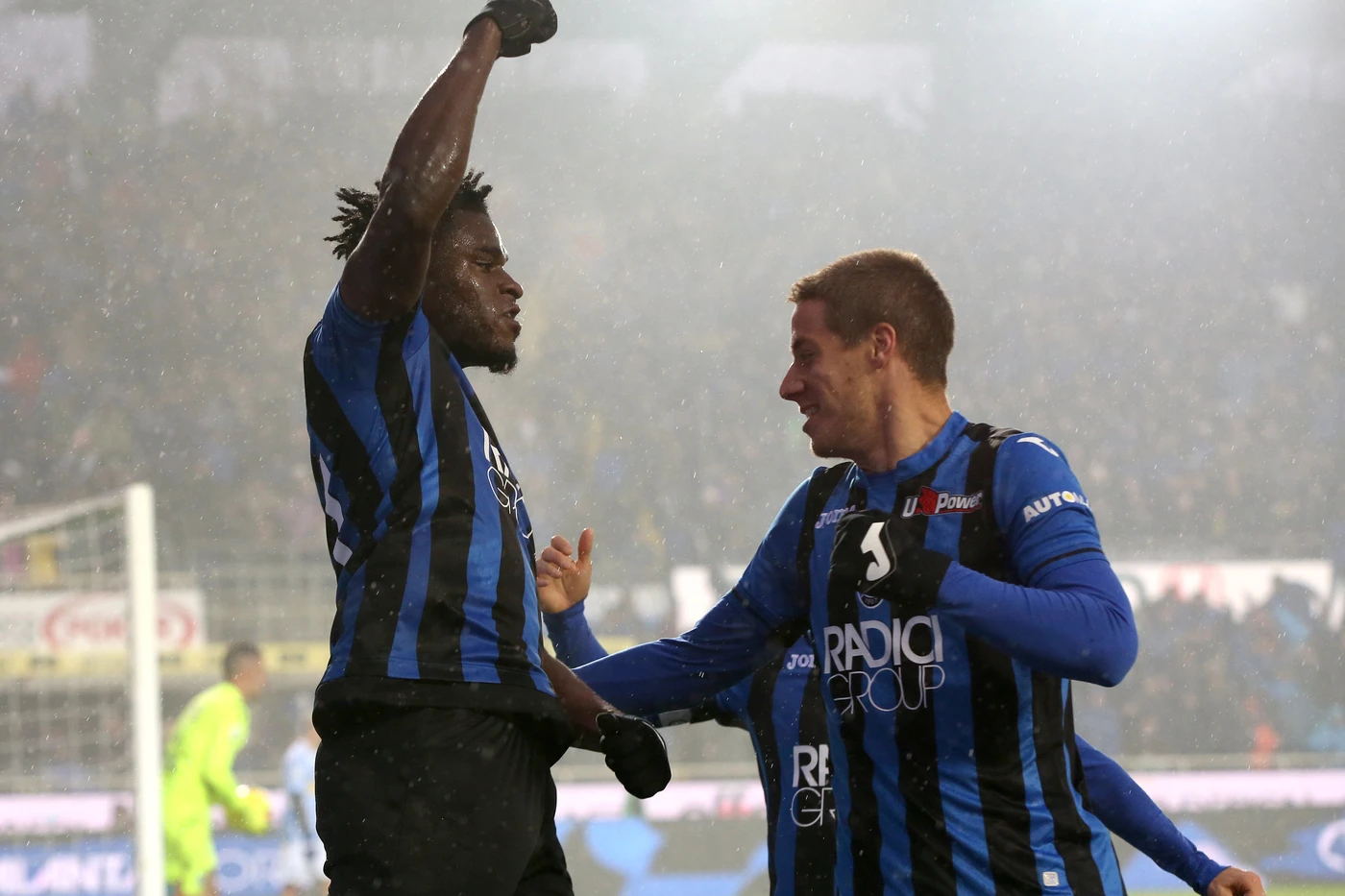 L'Atalanta stende pure la Spal. Bologna, un punto col Genoa. Samp, tonfo col Frosinone