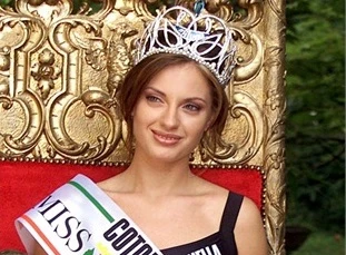 Miss Italia, la fucilata di Manila Nazzaro: "Quando la ho fatta io...". Demolita Carlotta Maggiorana?