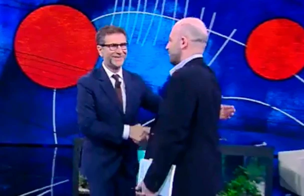 Fabio Fazio e Roberto Saviano a Che tempo che fa, 20 minuti di attacchi a Matteo Salvini: quella frase del conduttore...