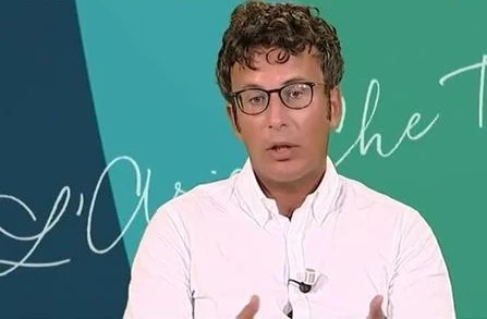 Diego Fusaro asfalta la sinistra pro-invasione: "In piazza contro il razzismo immaginario"