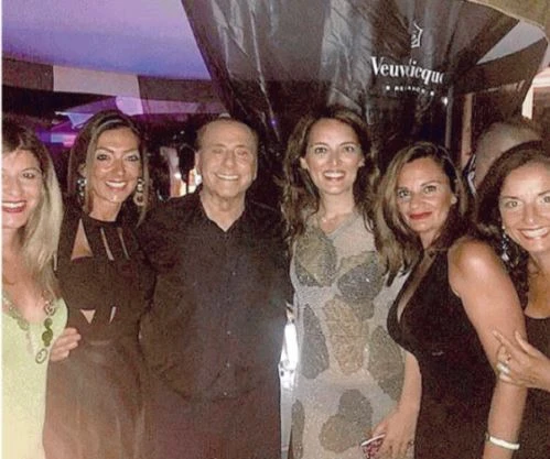 Silvio Berlusconi, il mistero sulla sua scomparsa dalla tv? Ecco dove passa le serate