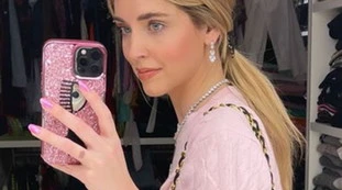 Chiara Ferragni, "truffatrice": sfregio in pieno centro a Roma, cos'è successo