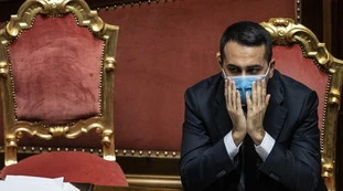 Luigi Di Maio, lo sfogo "rubato" da Augusto Minzolini: "Sms e poltrone per convincere il M5s a stare con Conte"
