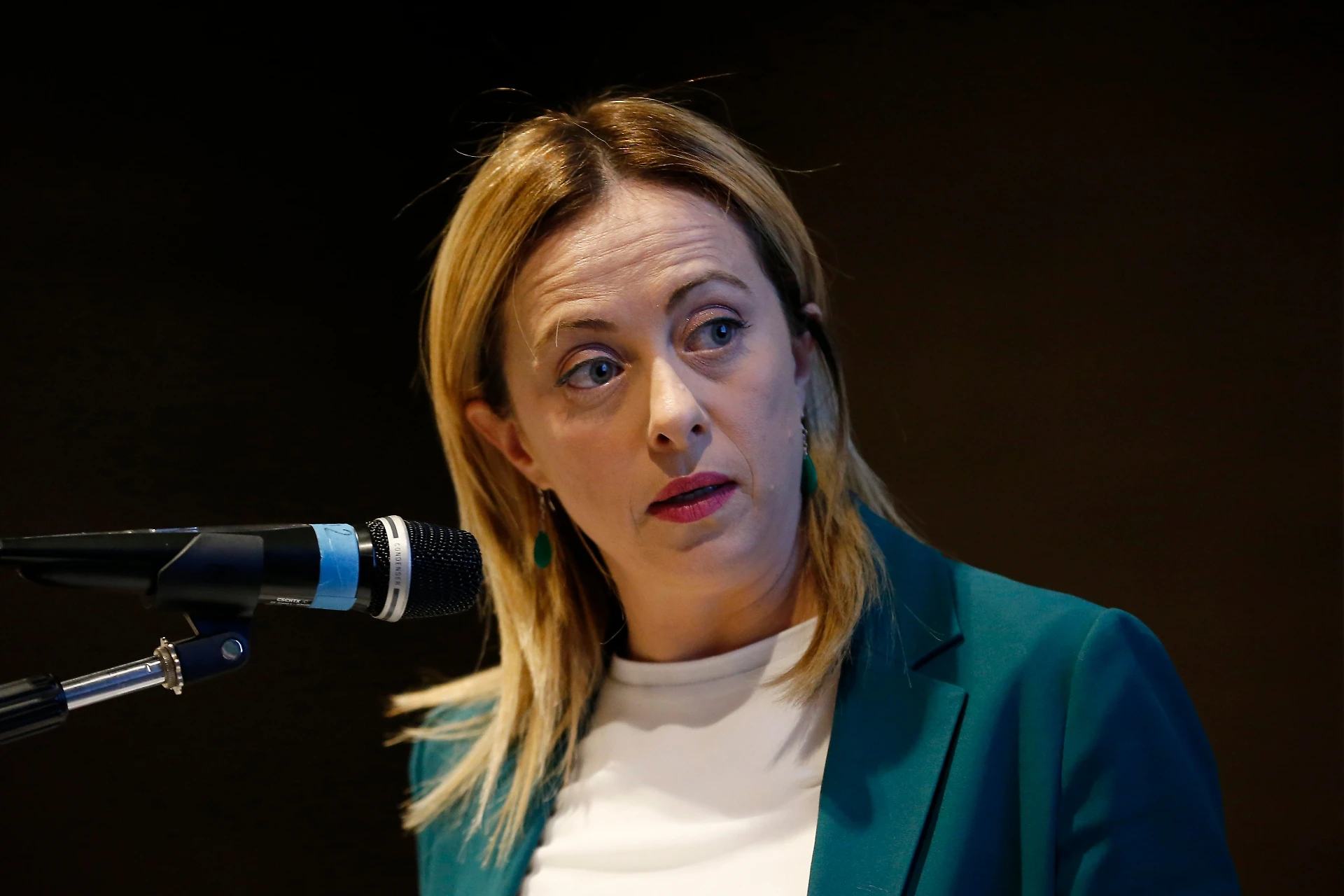 Giorgia Meloni, il clamoroso scippo nella terra della Lega: 35 big (la metà azzurri) vanno coi "Fratelli"