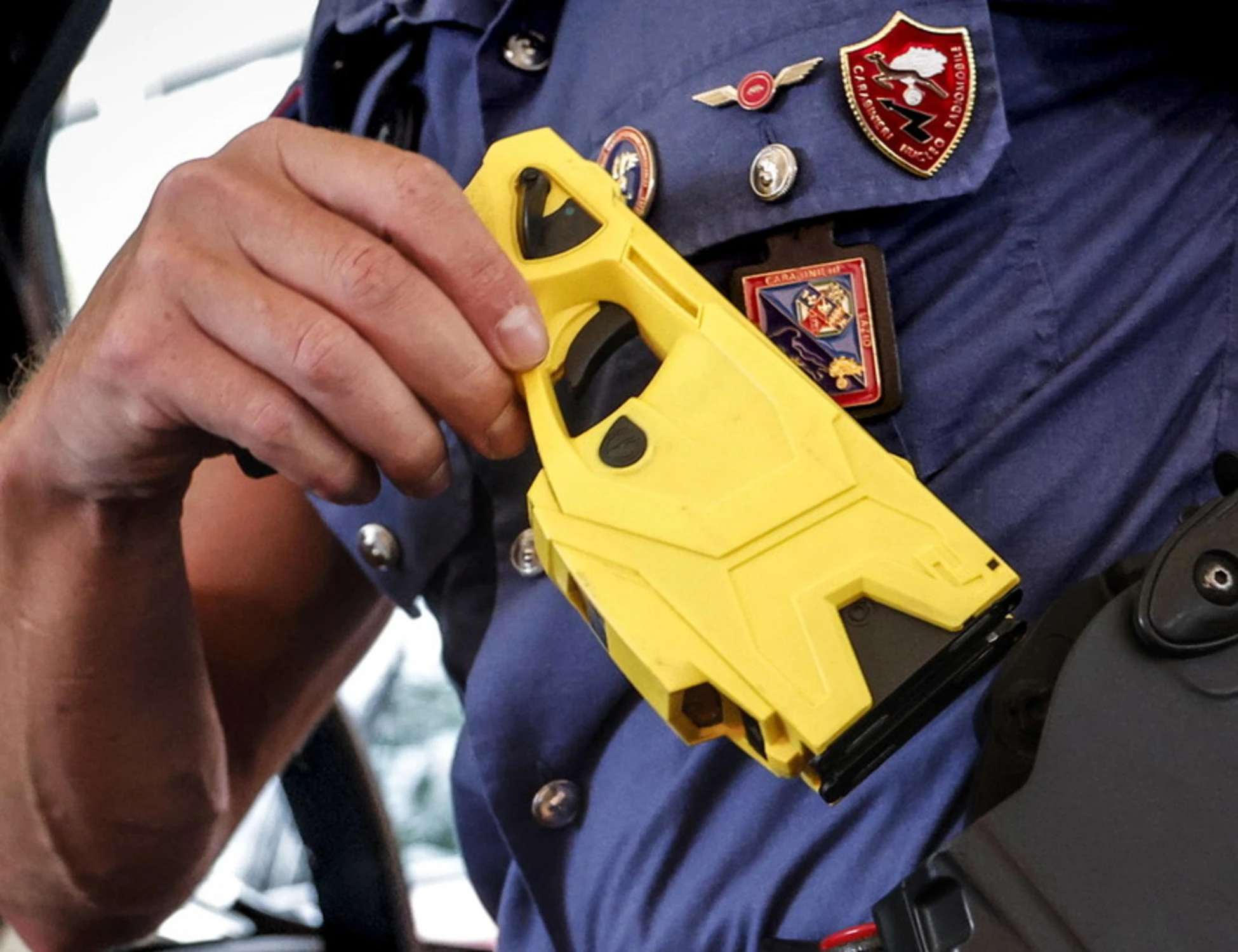 Olbia, "non è morto per il taser": svolta sul 57enne
