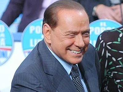 Berlusconi: "Sforare i patti Ue" Letta: "Impegno su deficit al 3%"