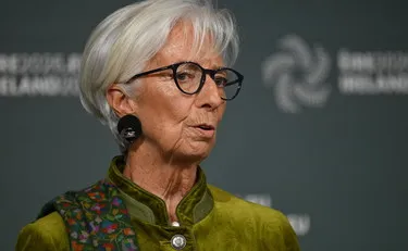 3072x2048