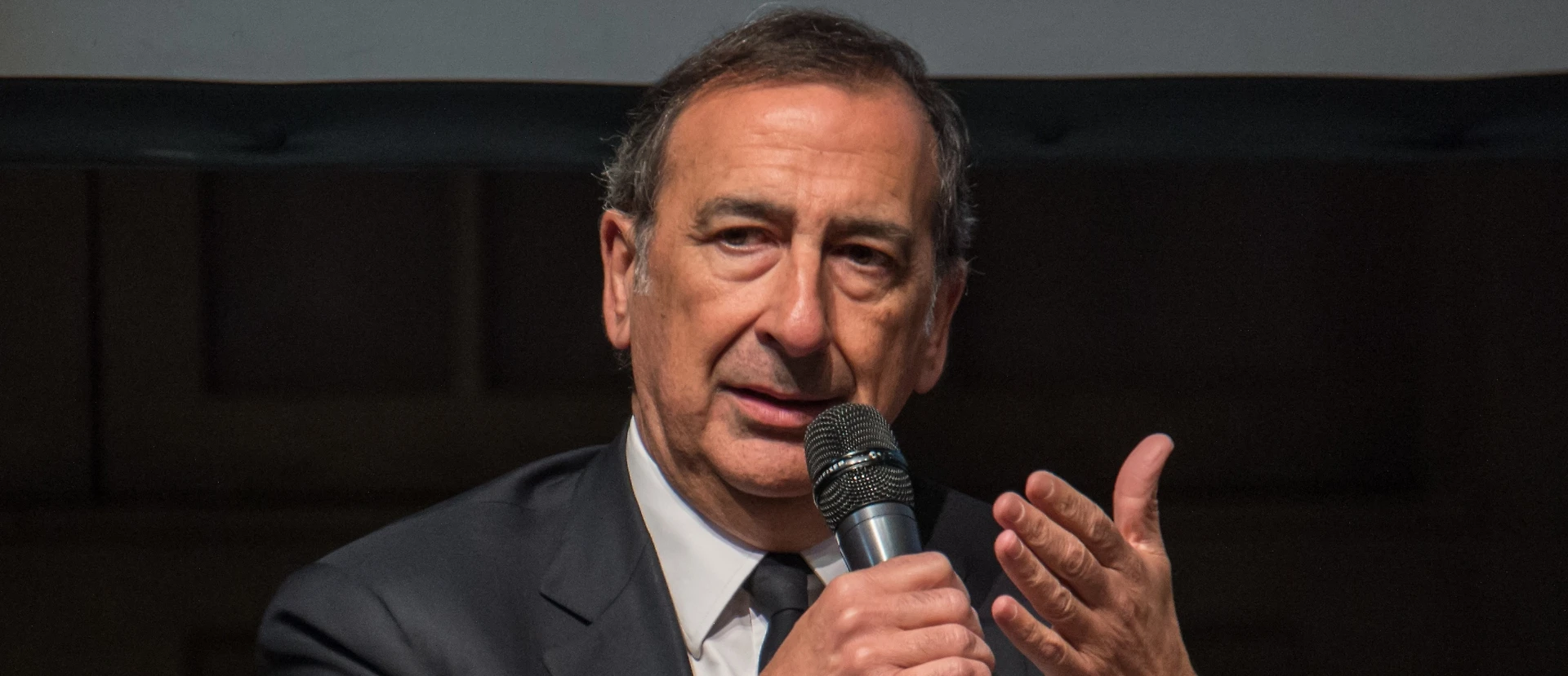 Expo, Beppe Sala "va condannato a 1 anno e 1 mese di carcere": bomba giudiziaria sul Pd