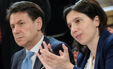 Sinistra, circonvenzione di Schlein per mano dei 5Stelle