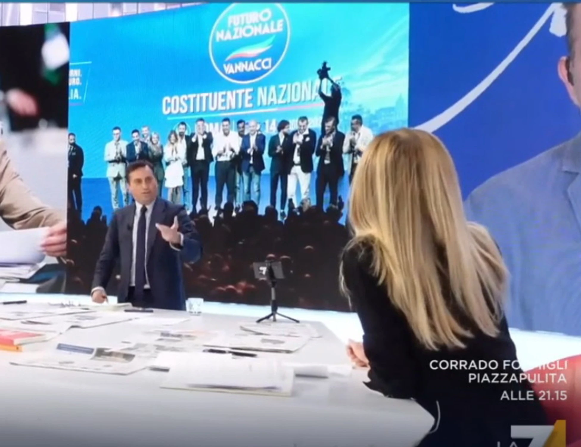 L'aria che tira, Parenzo infilza Ravetto: "Lei con Vannacci? I maligni dicono che..."