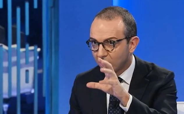 Venezia, De Angelis e il retroscena su Conte: "Senza l'alluvione, il premier...". Governo allo sbando