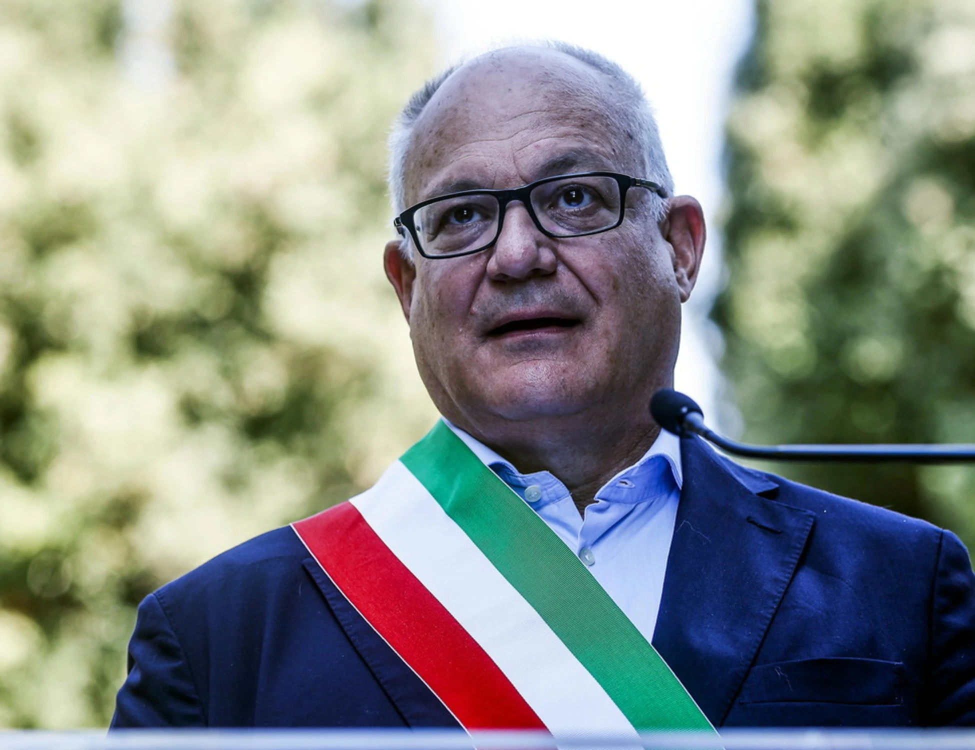 Roberto Gualtieri, l'ultima follia del Pd a Roma: strisce pedonali rialzate