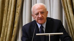 Campania, De Luca ha in pugno Schlein (e il centrodestra può vincere)