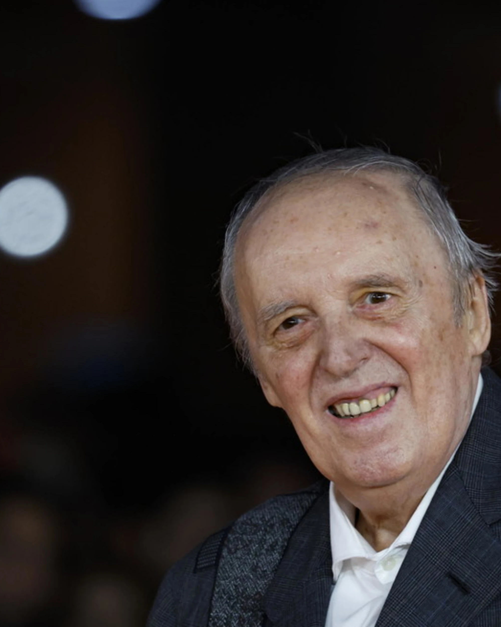 Dario Argento, ricoverato per una crisi respiratoria: come sta