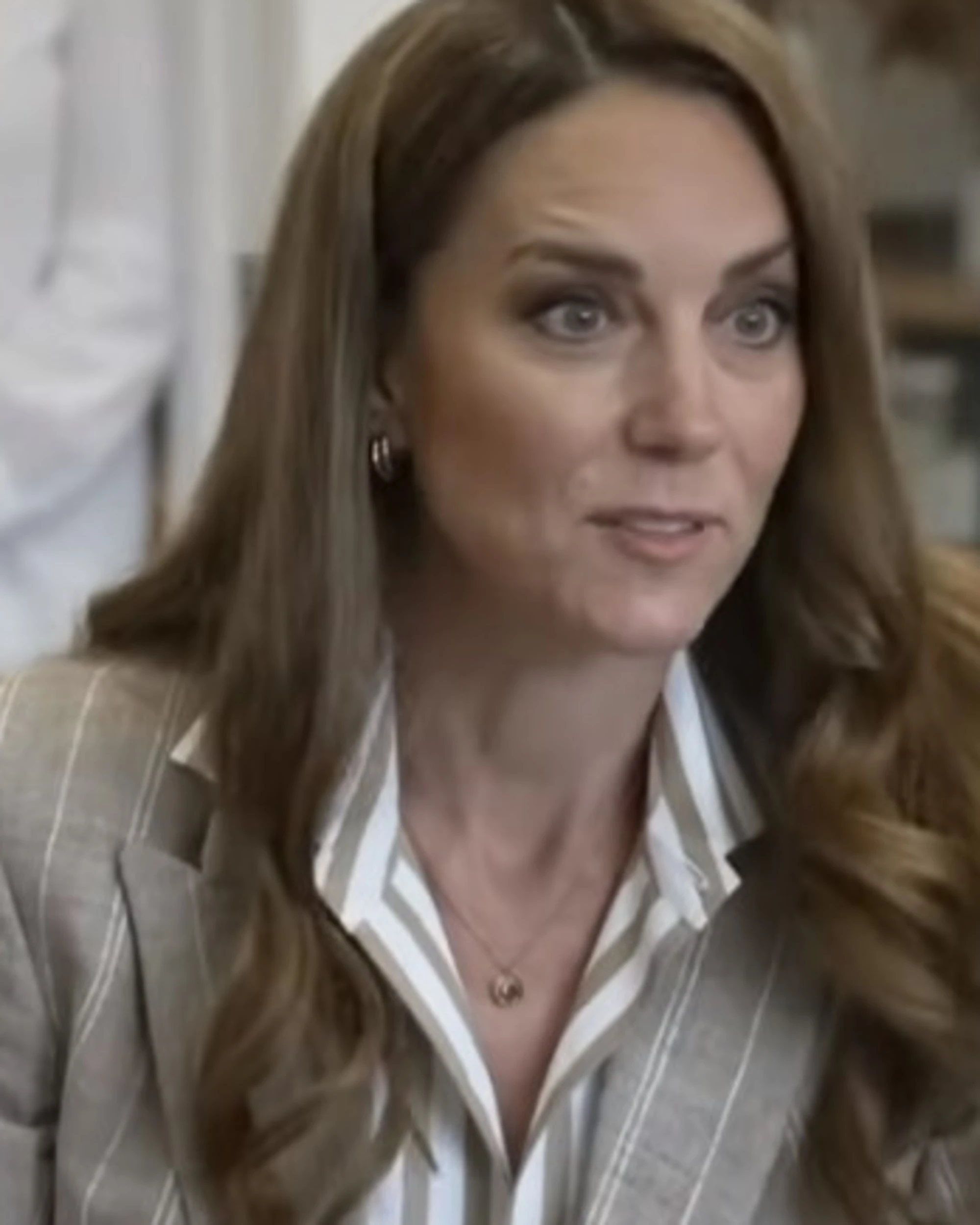 Kate Middleton spaventa i sudditi: "Una fase davvero difficile"