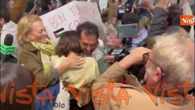 https://media.liberoquotidiano.it/_zETegFR3Mz2W2eyDRStpy01e2bQdt_oPufjj3w7W0U/width:800/quality:90/aW1hZ2VzLzIwMjUvMTAvMDUvMTM0NjEyMDA3LTQ3MjU3YmQ3LWM3YTYtNDVjMS1hNzdkLWFmZjg1YzUyZjVjOC5qcGc.webp