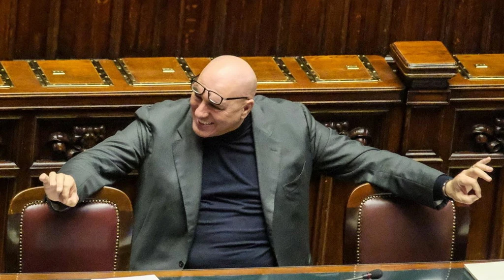 Guido Crosetto sbotta: "Machete... ora sono stufo"