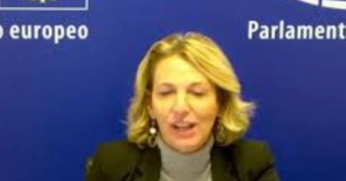 Bocciato emendamento contro l'utero in affitto, Simona Baldassarre: "La Ue non difende la dignità della donna"