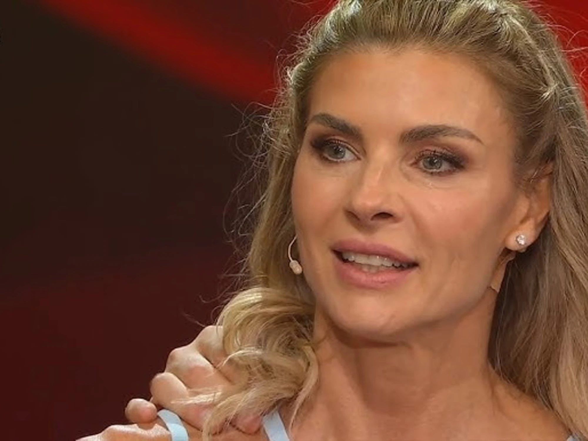 Ballando, Selvaggia feroce contro Martina Colombari: "Sembravi un tutorial"