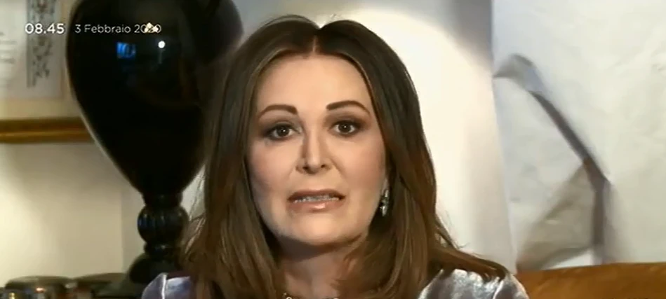 Daniela Santanchè contro Renzi a Omnibus: "Nessuna crisi di governo, si è venduto l'anima per la poltrona"