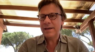 Nicola Porro su Giuseppe Conte: "Tentato di iscriversi al M5s", con il placet di Beppe Grillo