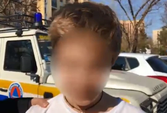 Milano, Salvini e il piccolo eroe sull'autobus con il senegalese: "Un miracolo"