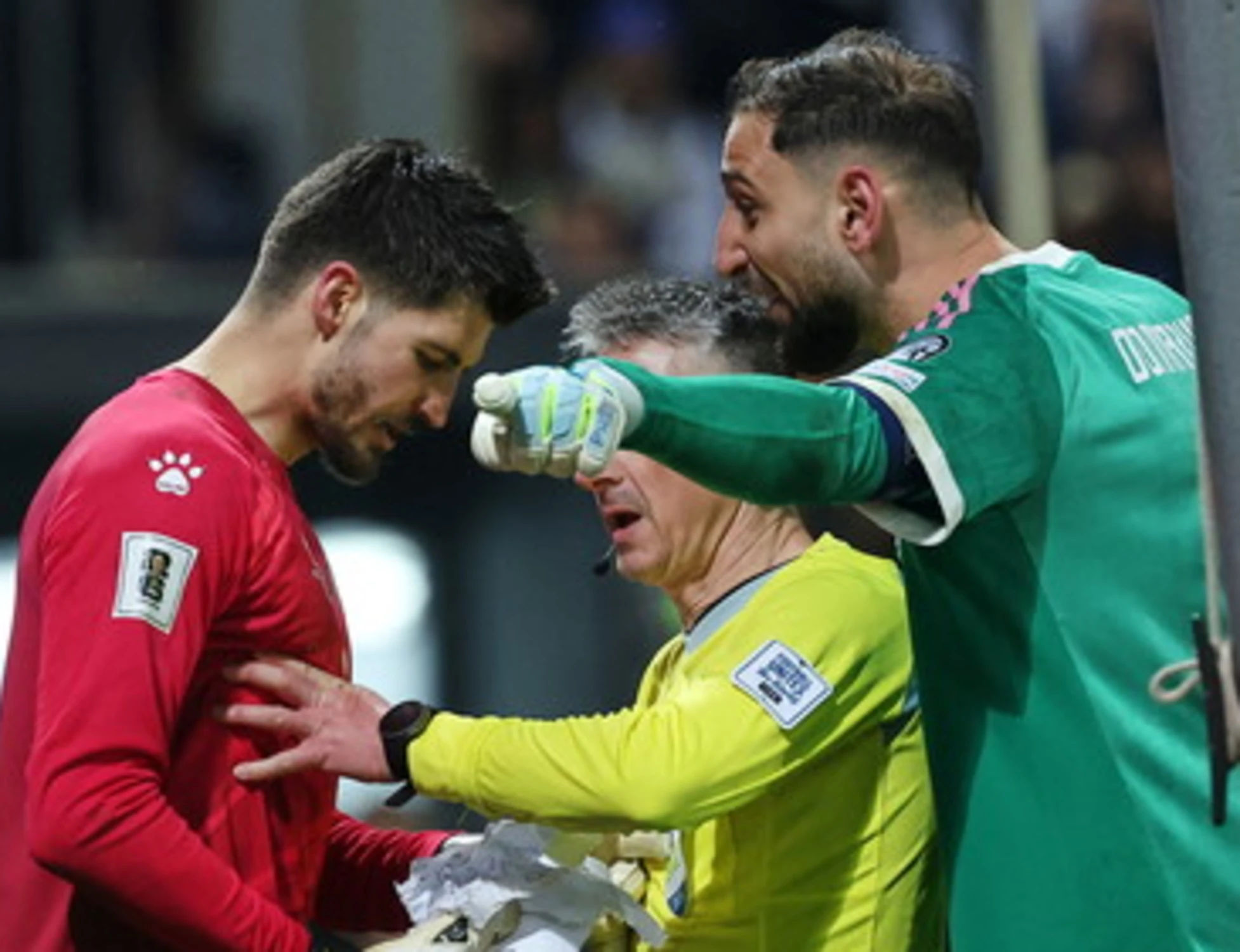 Donnarumma, la badilata di Dino Zoff: "Secondo te avevo bisogno di un foglietto?"