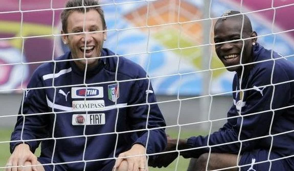 Mondiali, la rivelazione: "Balotelli staccato dalla squadra, Cassano non c'era con la testa"