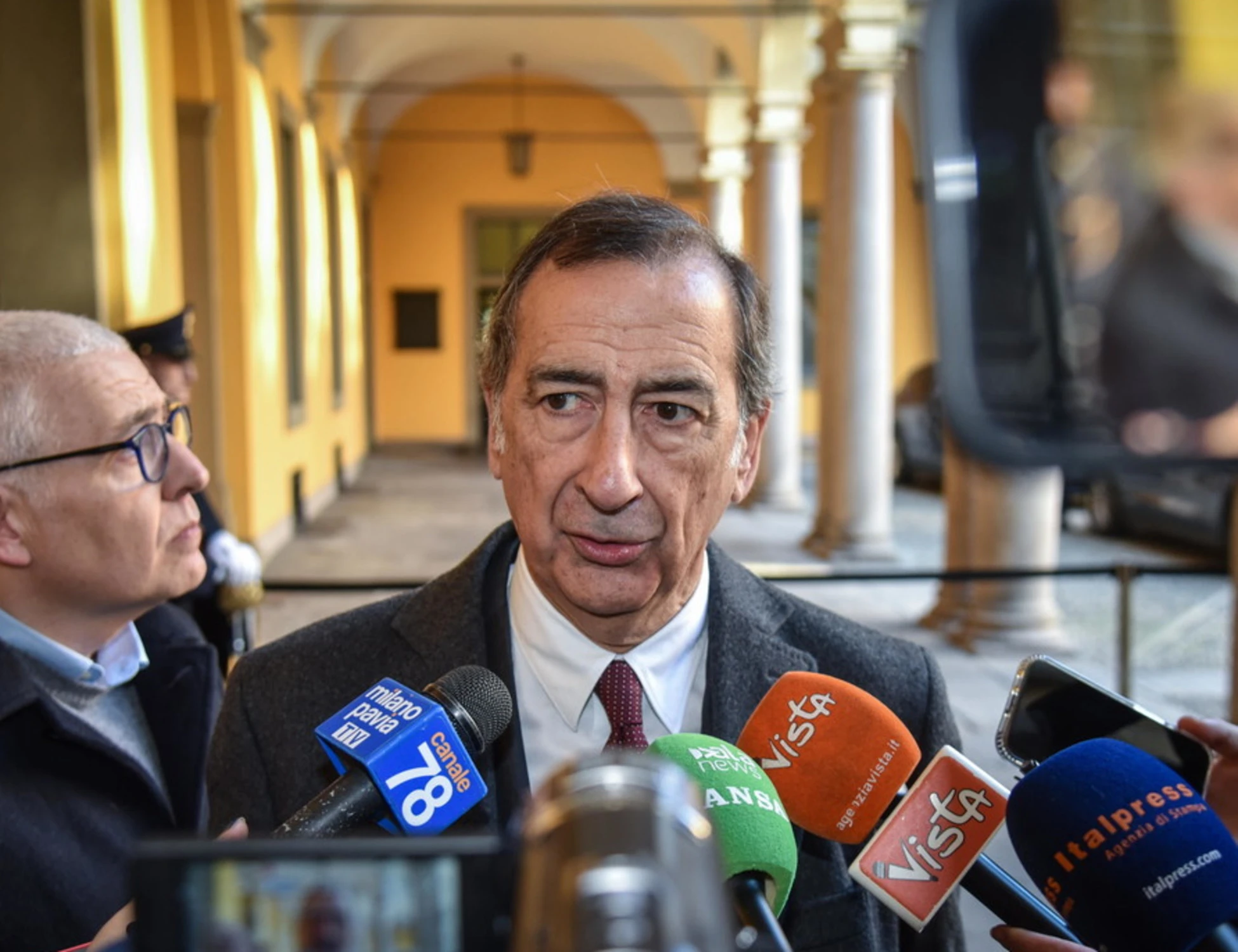 L’imbarazzo del Pd su Sala indagato per falso: politicamente è fritto