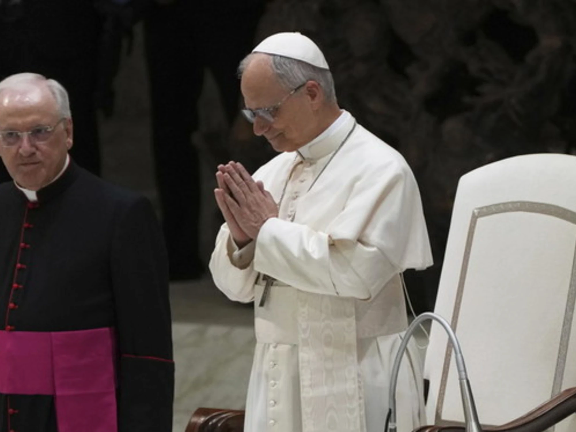  Leone XIV spiazza tutti: "Applauso? Se siete svegli..."