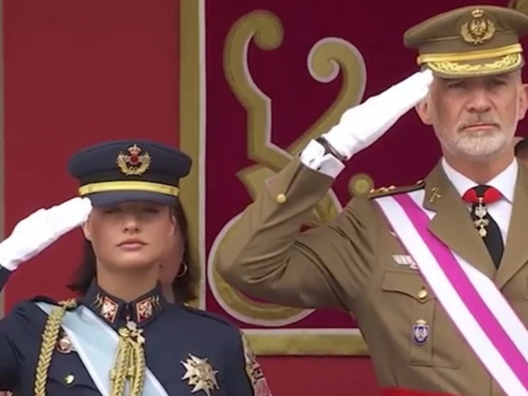 Spagna, collassa la bandiera durante l'inno: la rabbia di Re Felipe
