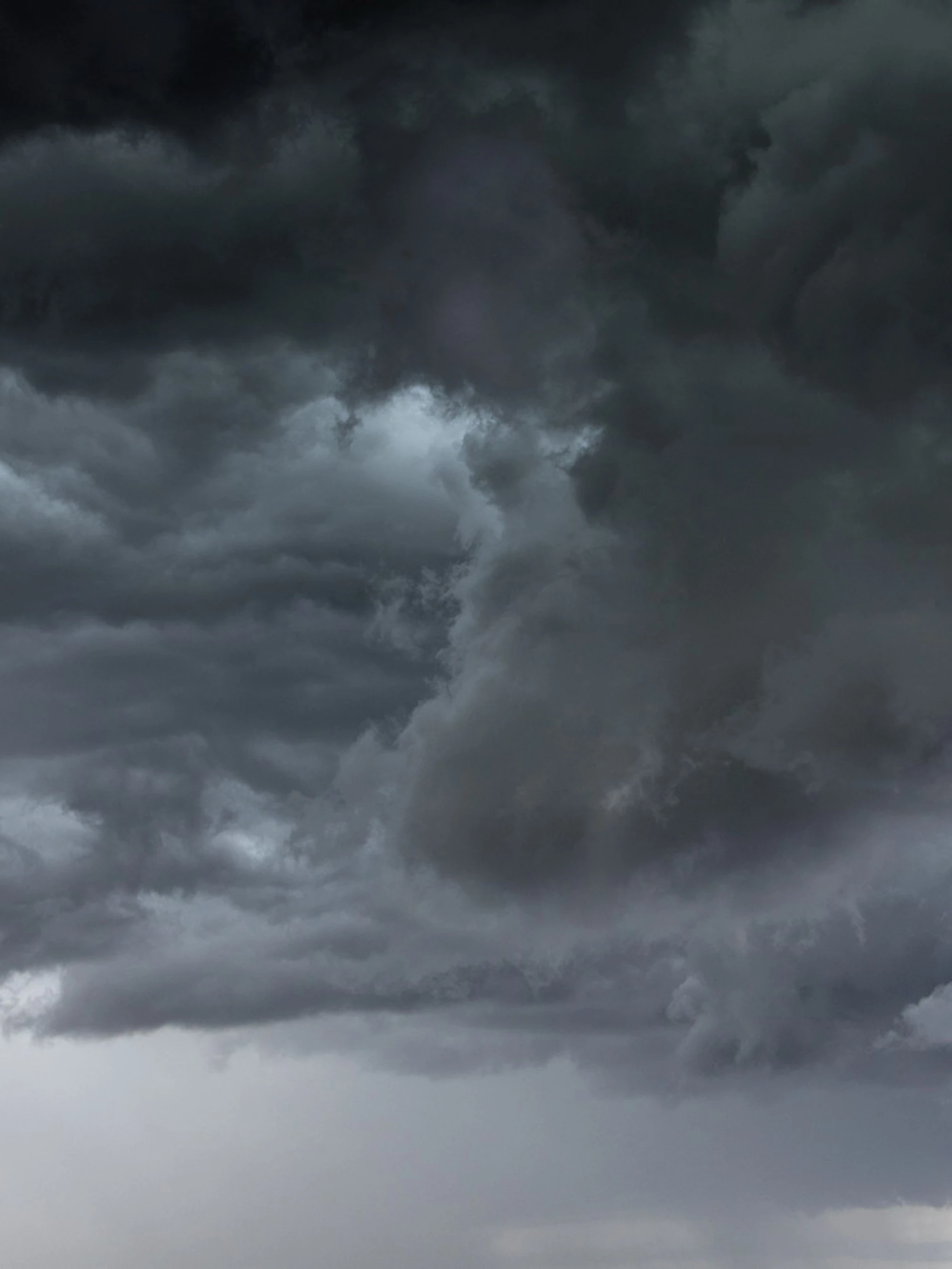 Meteo, Paolo Sottocorona: doppia perturbazione e maltempo, dove il weekend è rovinato