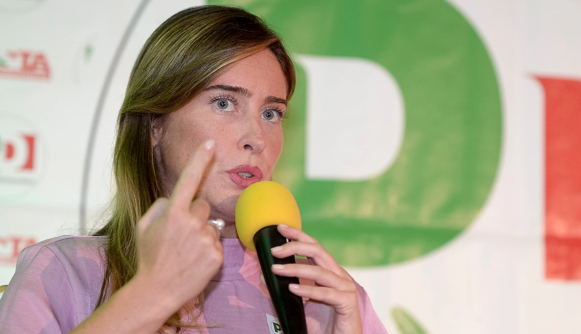 Maria Elena Boschi e fake-news, il siluro di Dagospia: "Come dire che Rocco Siffredi..."