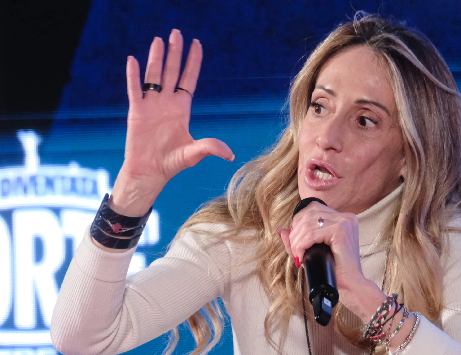 Arianna Meloni, l'avvertimento alle toghe: "Come farà carriera un magistrato"