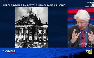 https://media.liberoquotidiano.it/aGJ8WjyaGgTJVLw_OCmD2hnHWF0I-onVPuQqhMGjWtY/width:800/quality:90/aW1hZ2VzLzIwMjUvMDkvMTIvMTk0MDIwMzc5LTkxMzcyNGU0LTgzNzktNDQxMi1iNDljLTIxMTU4NTU1ZWJhMy5qcGc.webp