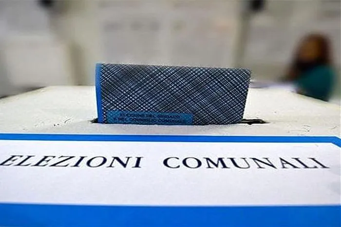 700x466