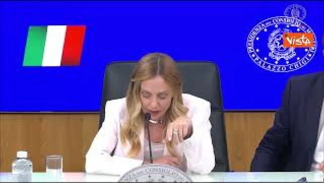 Meloni: Dal 5 ottobre torna meccanismo delle accise mobili