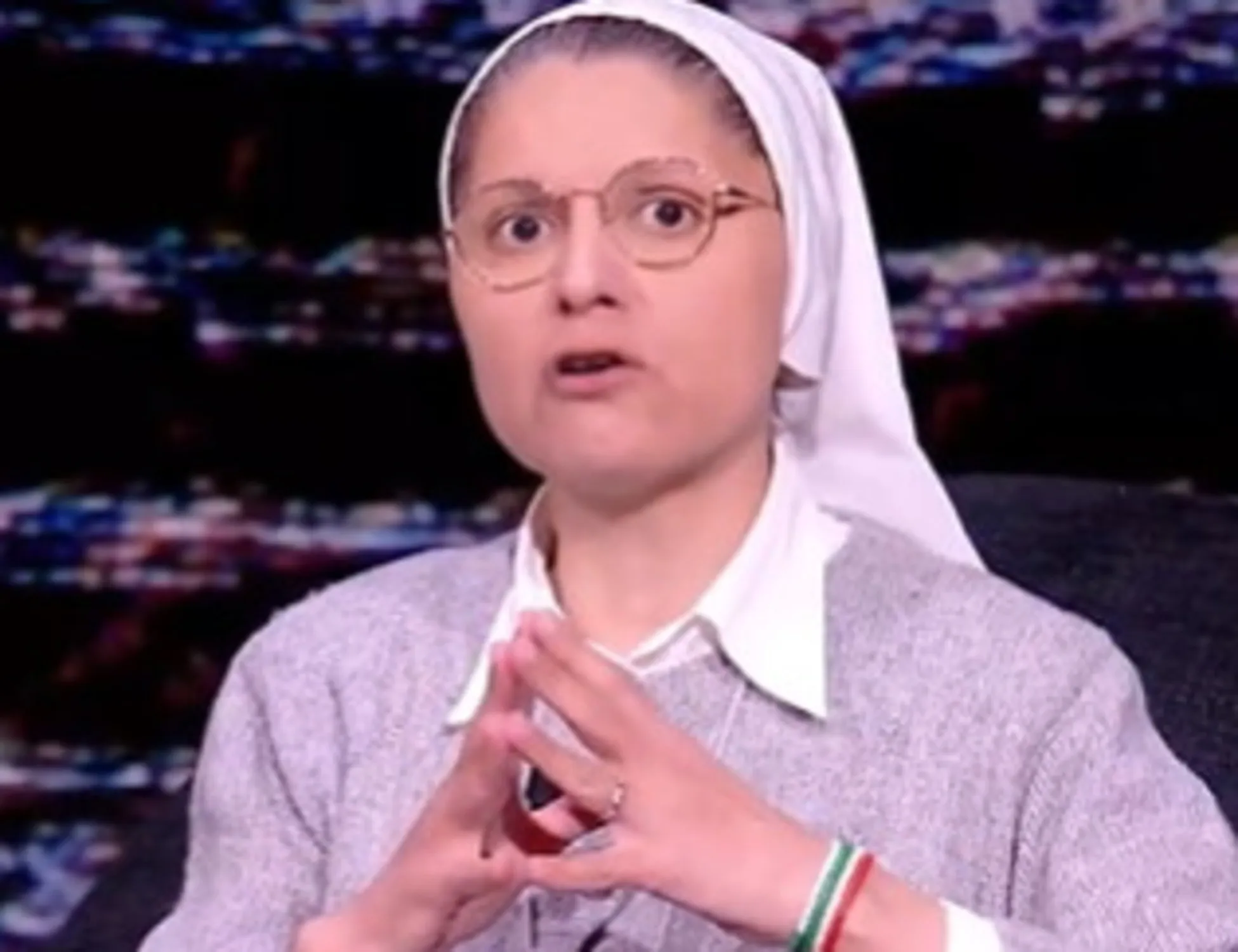 Leggi l'articolo: "Ti guardo": Garlasco, le parole (clamorose) di Suor Anna Monia