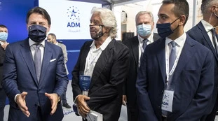 M5s demolito da una semplice tabellina, i 12 tradimenti: ecco perché i grillini sono il nulla politico