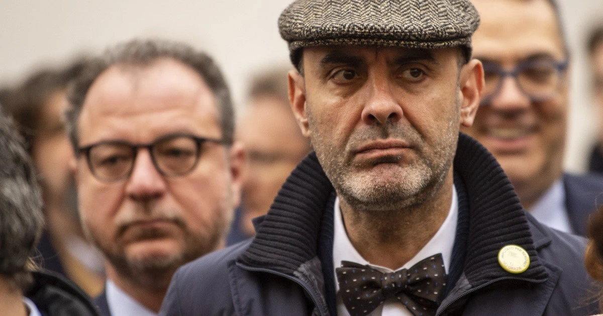 Simone Pillon, orrore contro il leghista sulla pagina Wikipedia: "Data di morte, il prima possibile"